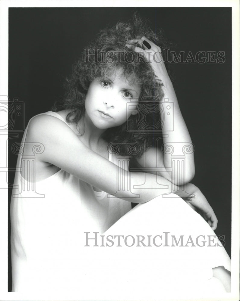 1986 Press Photo Singer Nancy Wood - RRW27913 - Historic Images