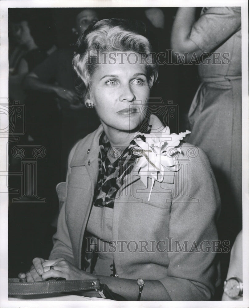 1962 Press Photo Mrs John B Swainson - RRW28145 - Historic Images