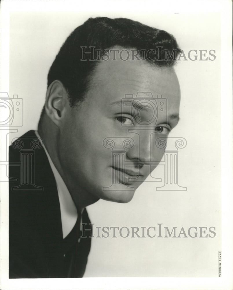 1959 Press Photo Entertainment Host Les Stevens - RRW28463 - Historic Images