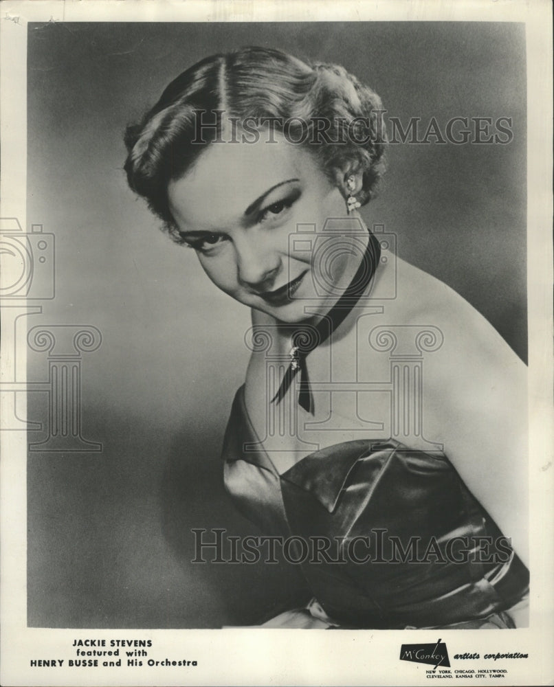 1952 Press Photo Vocalist Jackie Stevens - RRW28465 - Historic Images