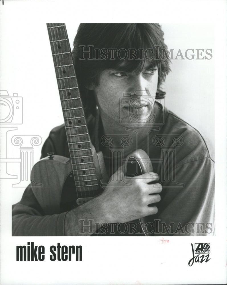 1993 Press Photo Mike Stern Entertainer - RRW28521 - Historic Images