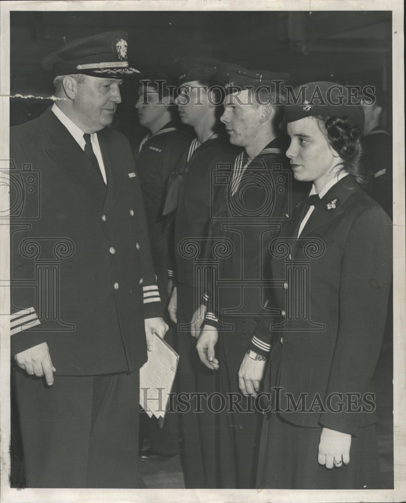 1952 Press Photo Commander inspect Battalion - RRW28591 - Historic Images