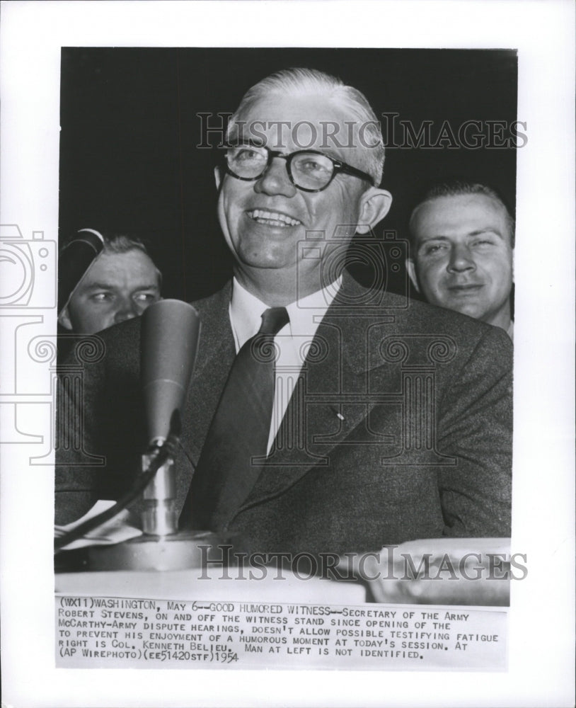 1954 Press Photo Robert Stevens Secretary Army - RRW28621 - Historic Images