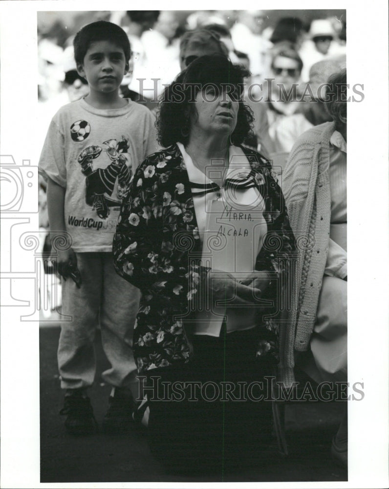 1994 Press Photo Crowd attends mass in Grant Park - RRW29345 - Historic Images