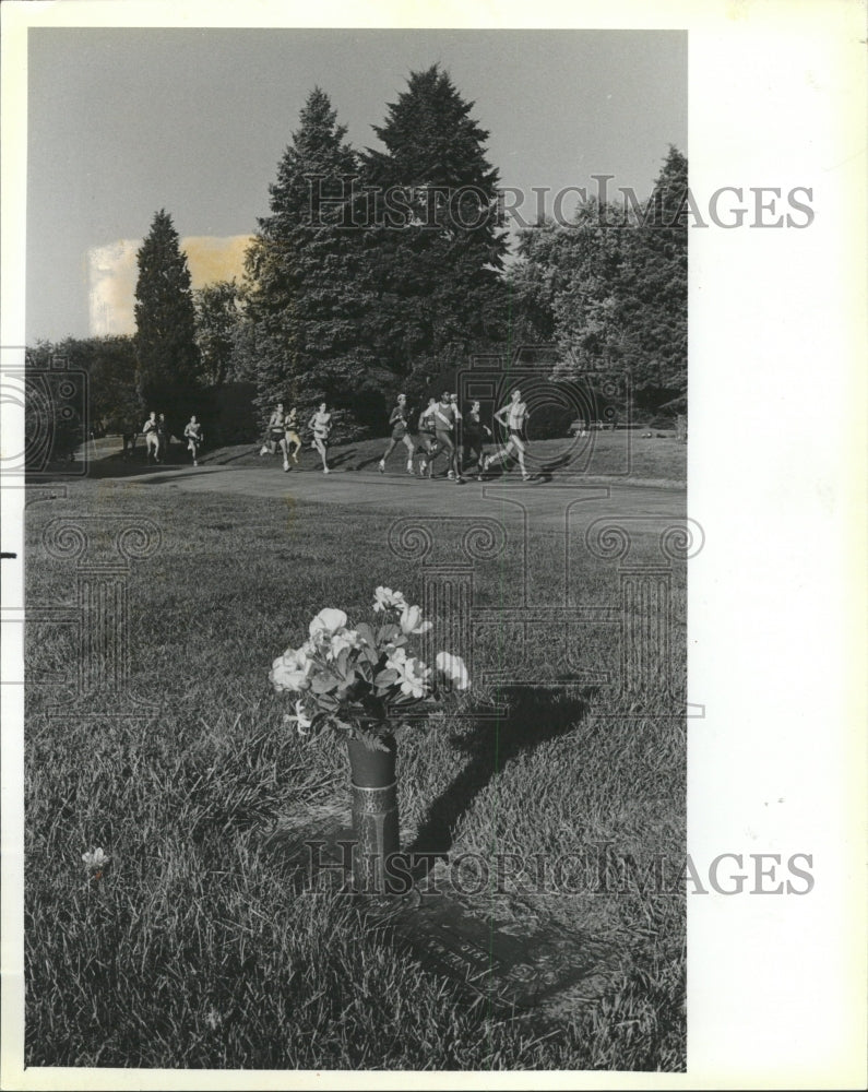 1980 Press Photo Cedar Park Centenary Thorn wood School - RRW29421 - Historic Images