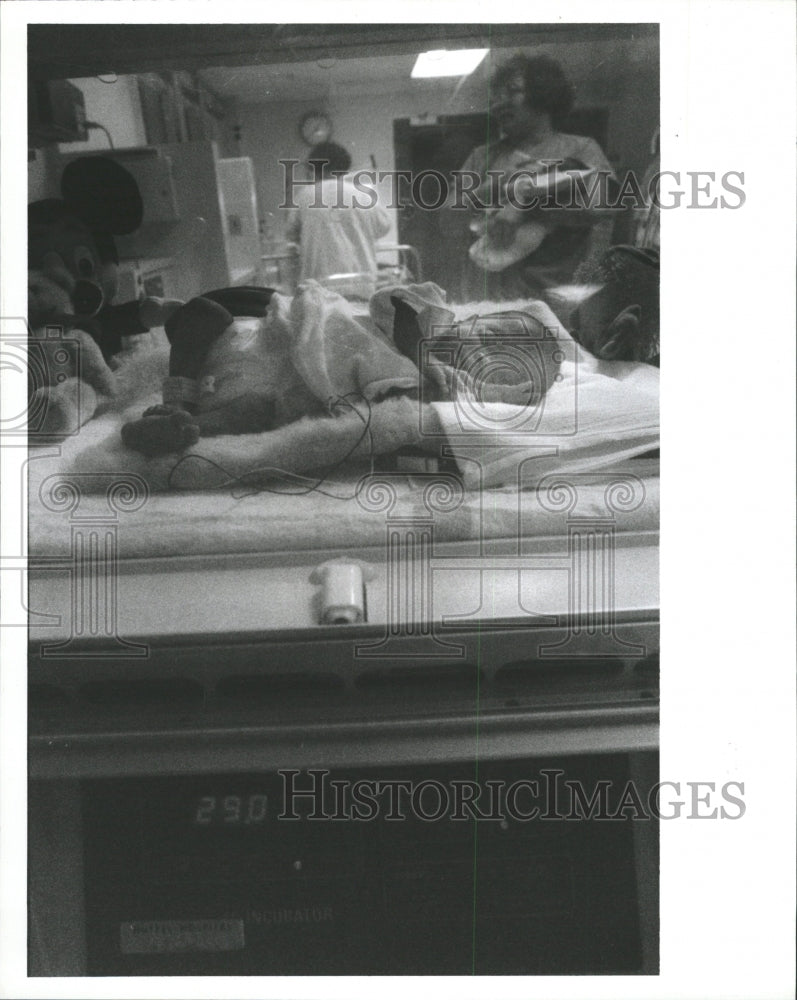 1992 Press Photo Michael a high risk pregnancy baby. - RRW29455 - Historic Images