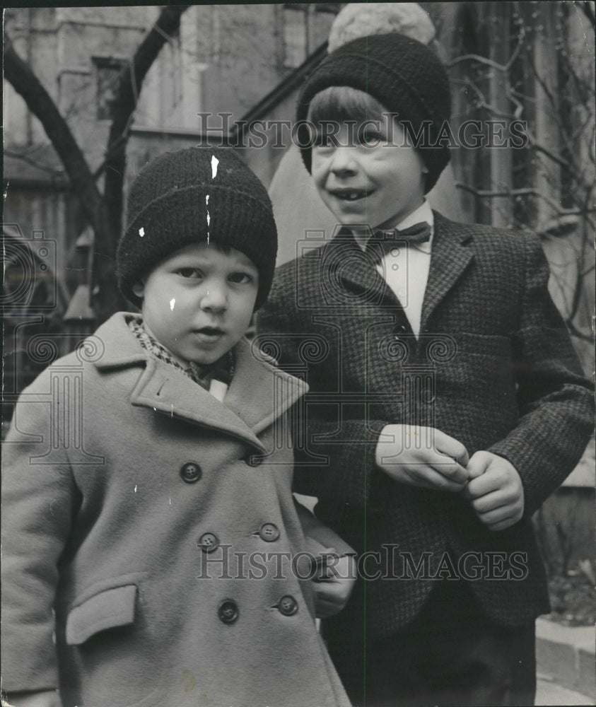 1966 Press Photo Tommy Miller John Stick Easter fest - RRW29599 - Historic Images