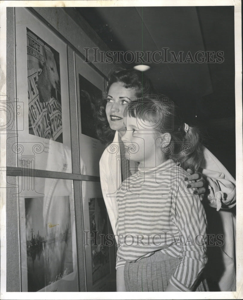 1958 Press Photo Carolyn Red path Ralph Walters Times - RRW29673 - Historic Images