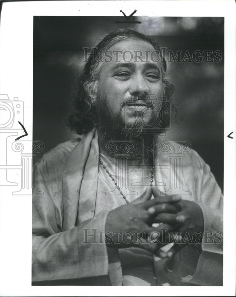 1983 Press Photo Satgura Sant Keshavadas Religion World - RRW29913 - Historic Images