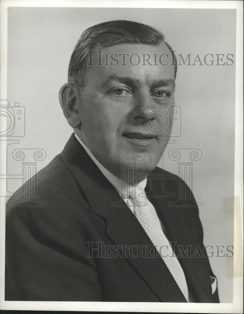 Press Photo Walter Kiernan Host Emcee Sports Fights NBC - RRW29951 - Historic Images