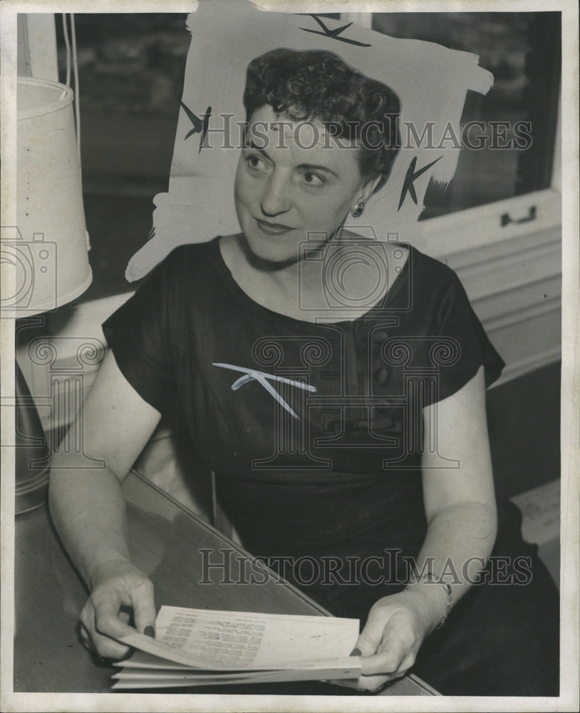 1956 Press Photo Miss Elise Harmon Woman Engr year - RRW30031 - Historic Images