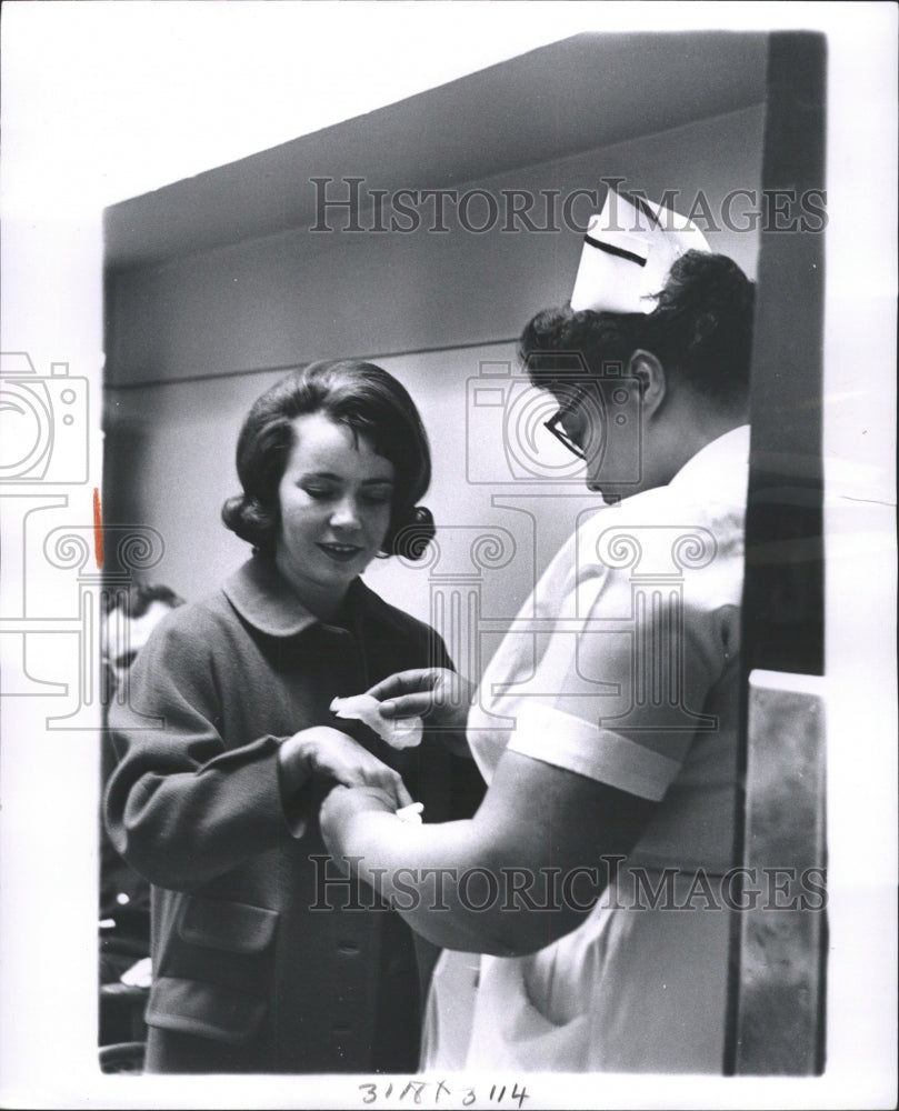 1964 Press Photo Detroit Receiving Hospital - RRW30211 - Historic Images