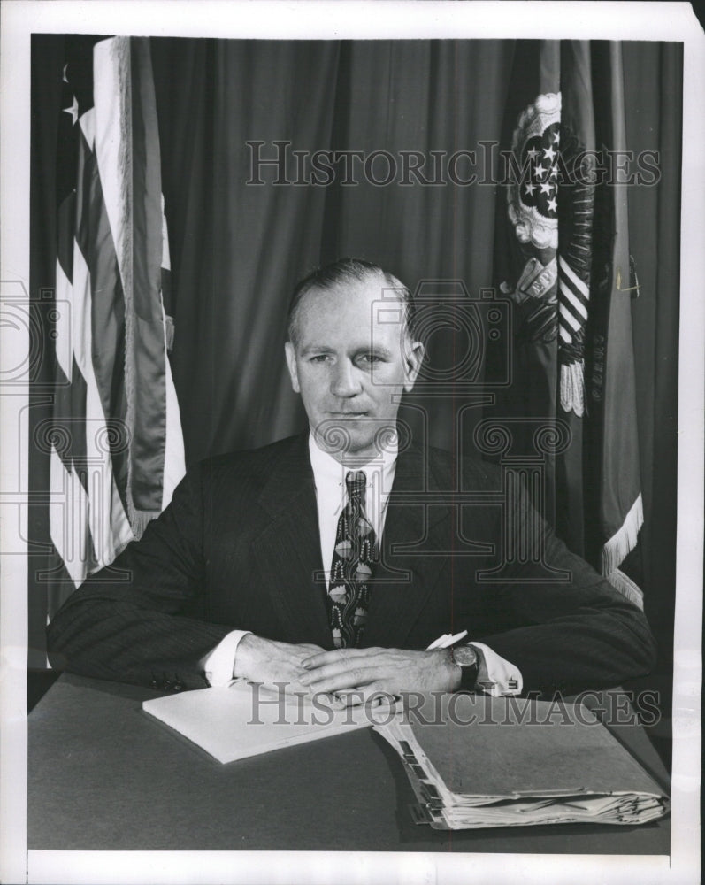 1964 Press Photo Secretary Army June New Office Sits - RRW30351 - Historic Images