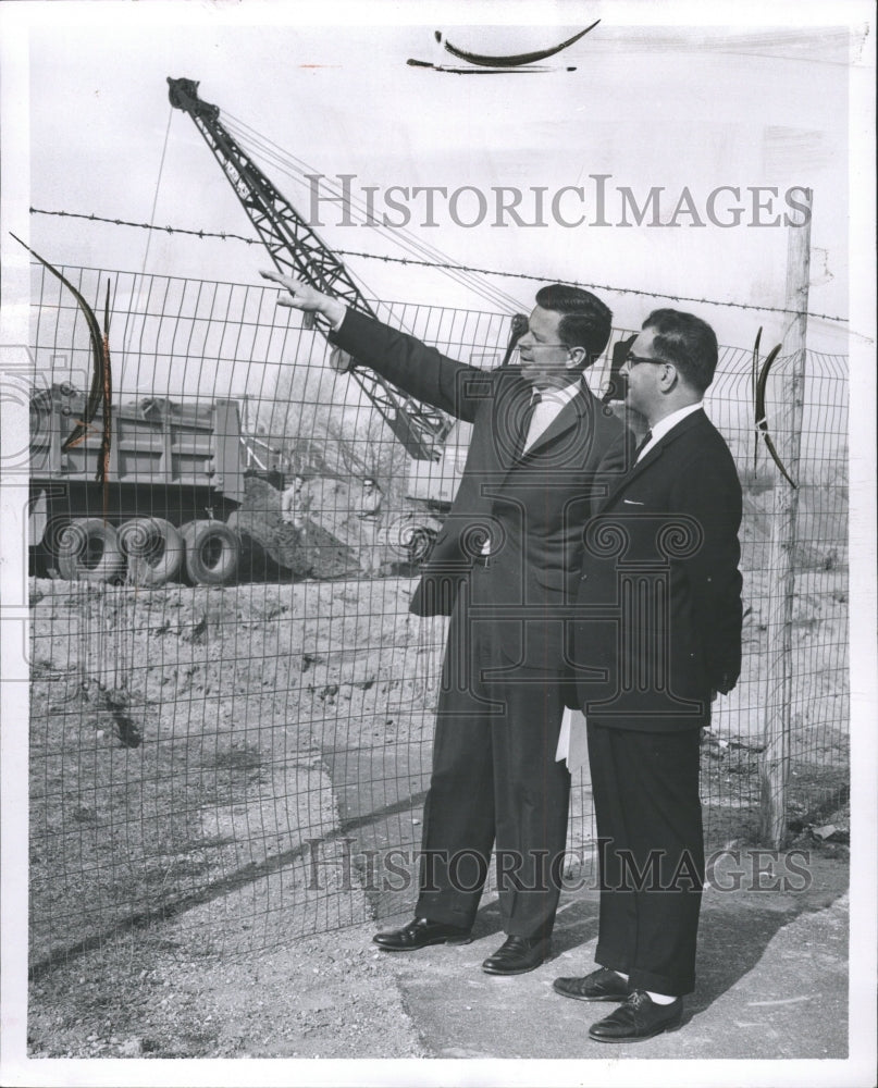 1964 Press Photo Don R. Shader, Clintondale School Supt - RRW30417 - Historic Images