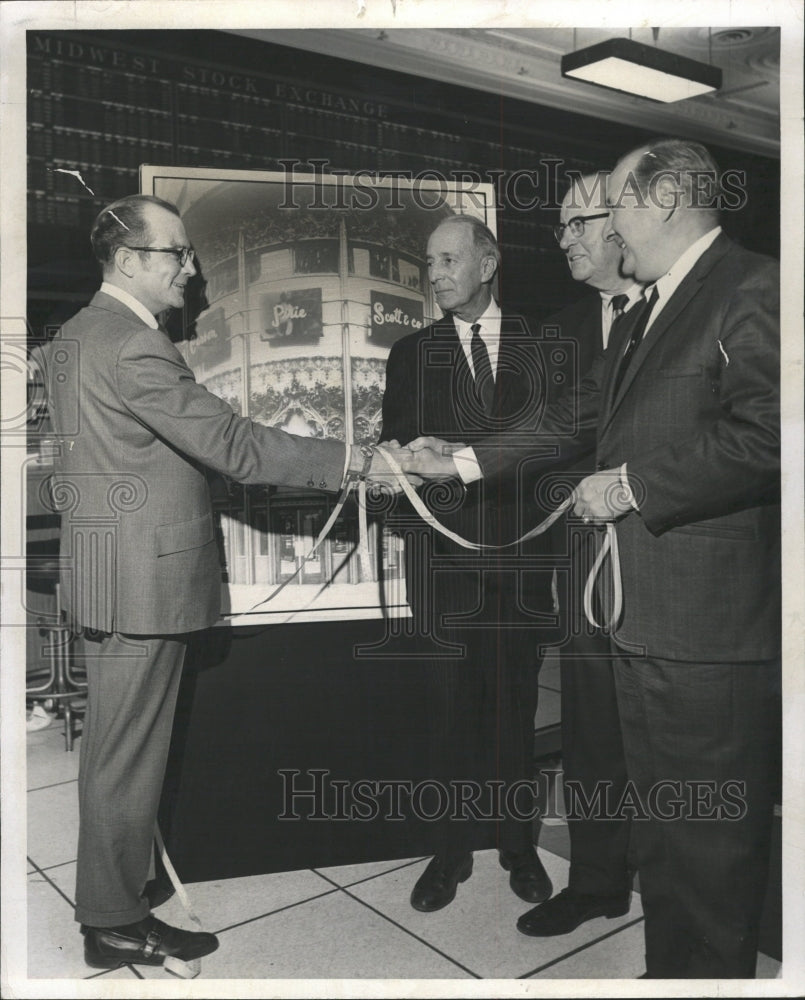 1970 Press Photo Carson MSE Pirie Scott Midwest stock - RRW30723 - Historic Images