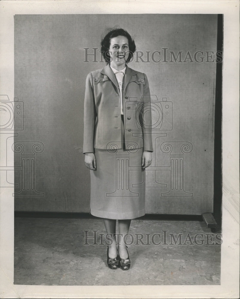 1951 Press Photo Casual Clothes Model - RRW30967 - Historic Images