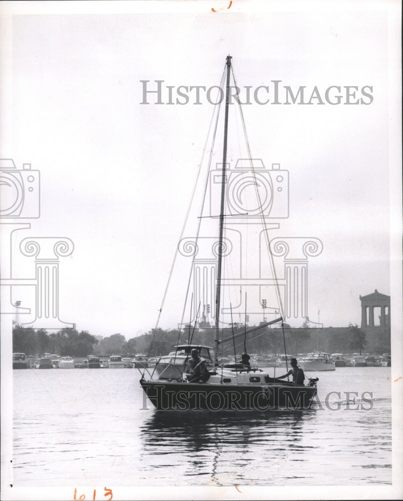 1960, The Daily News Regatta - RRW31015 - Historic Images