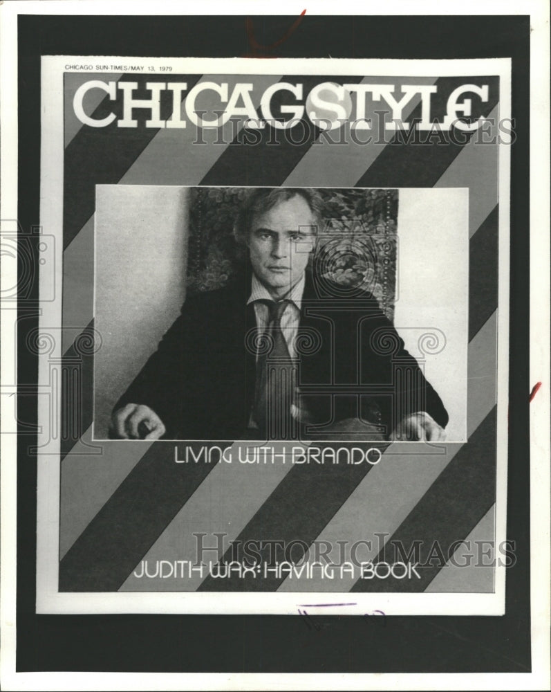 1979 Press Photo Chicago Style Brando clumsy author - RRW31019 - Historic Images