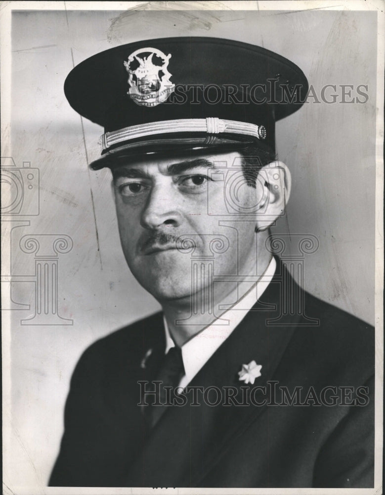 1945 Press Photo Inspector James Lupton. - RRW31199 - Historic Images