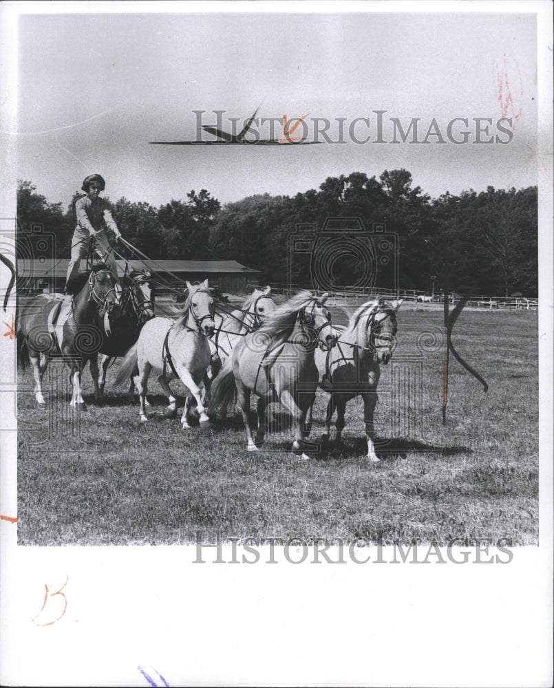 1963 Press Photo Joanne Lucyson Horseback Riding - RRW31521 - Historic Images