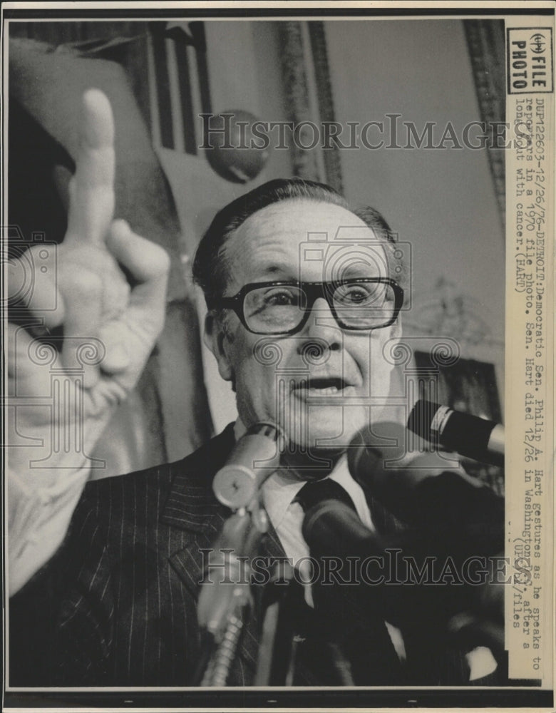 1976 Press Photo Detroit Democratic Sen Philip Hart - RRW31937 - Historic Images