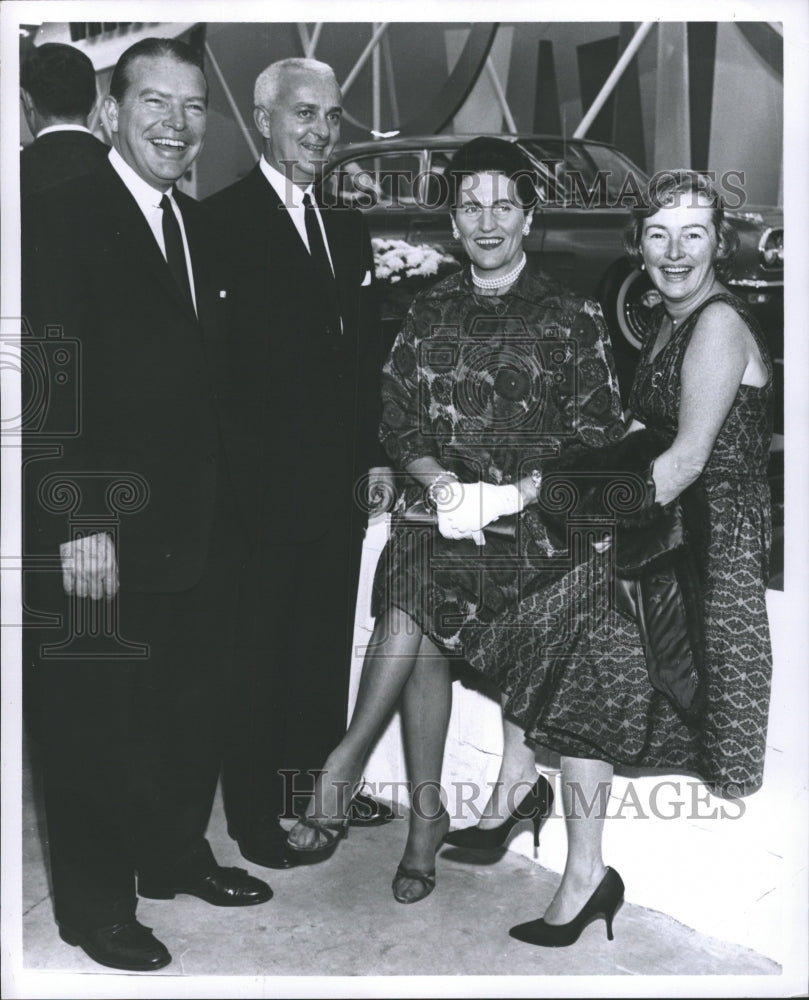 1960 Press Photo Eric Irwin Colman business Executive - RRW32051 - Historic Images