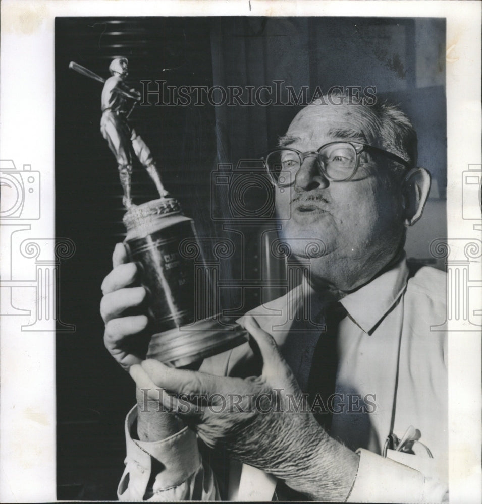 1961 Press Photo Clifford Cravanth baseball Babe Ruth - RRW32199 - Historic Images