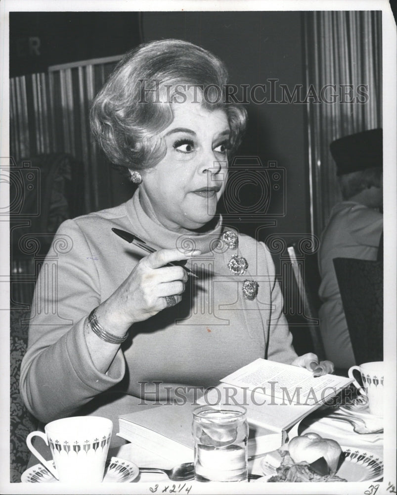 1967 Press Photo Virginia Graham American Komiss Show - RRW32237 - Historic Images