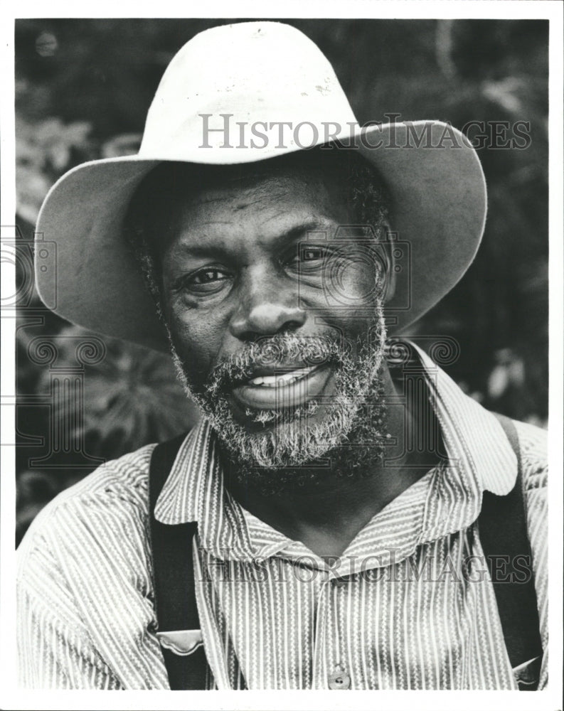 1993 Press Photo Alex Haley Queen Danny Glover Husband - RRW32247 - Historic Images