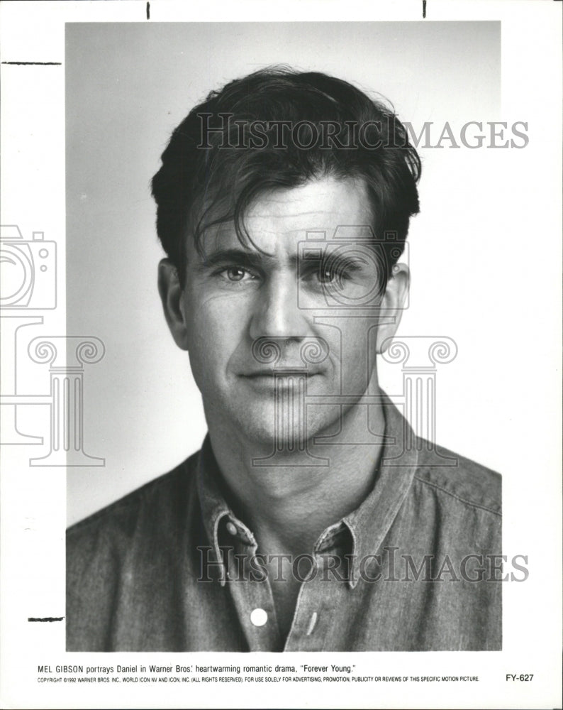 1992 Press Photo Mel Gibson Warner Bros Daniel Forever - RRW32283 - Historic Images