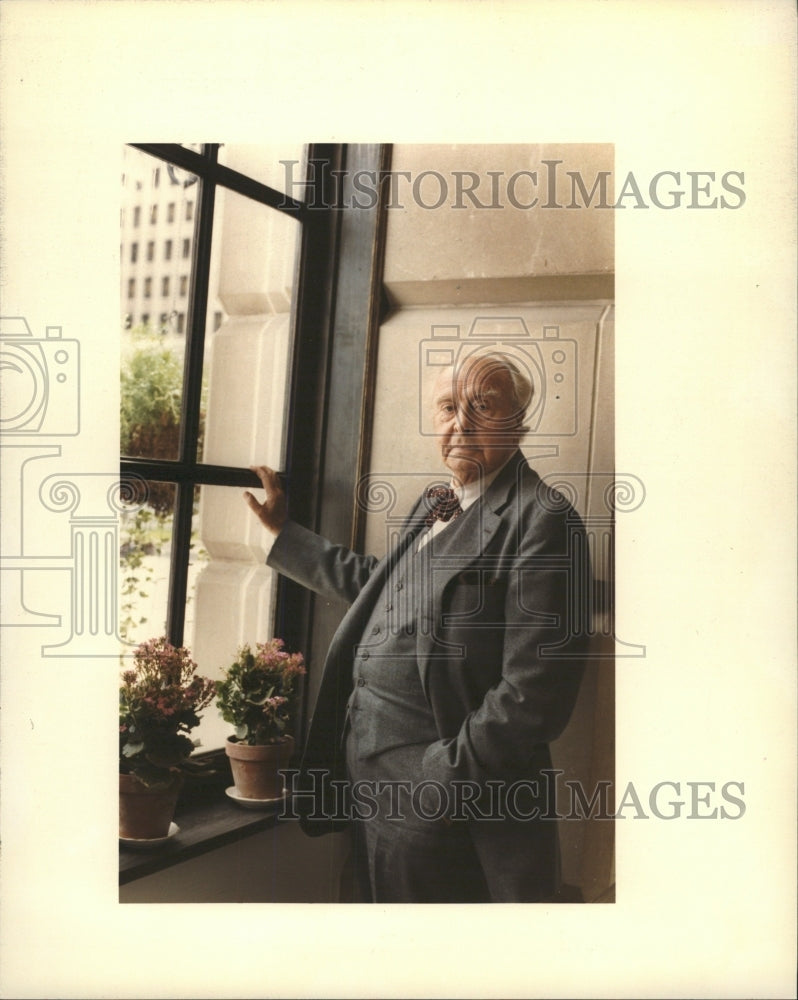 1983 Press Photo John Houseman Charles Kingsfield Kane - RRW32301 - Historic Images