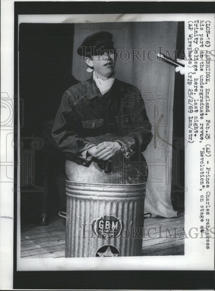 1969 Press Photo Prince Charles rehearses Revolution - RRW32331 - Historic Images