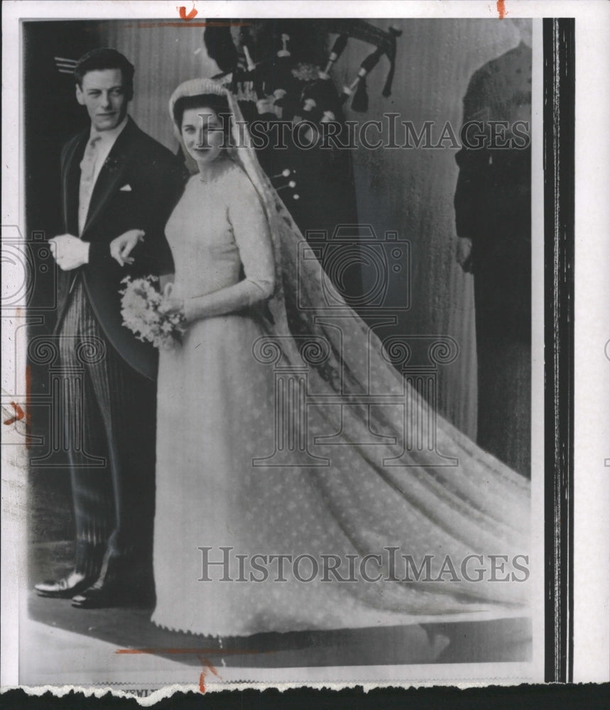 1963 Press Photo Royal Newlyweds Alexandra Kent London - RRW32407 - Historic Images