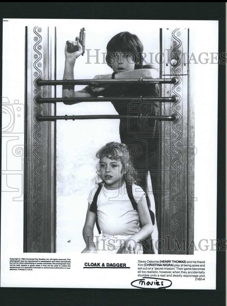 Press Photo Henry Thomas Christina Nigra Cloak &amp; Dagger - RRW32739 - Historic Images