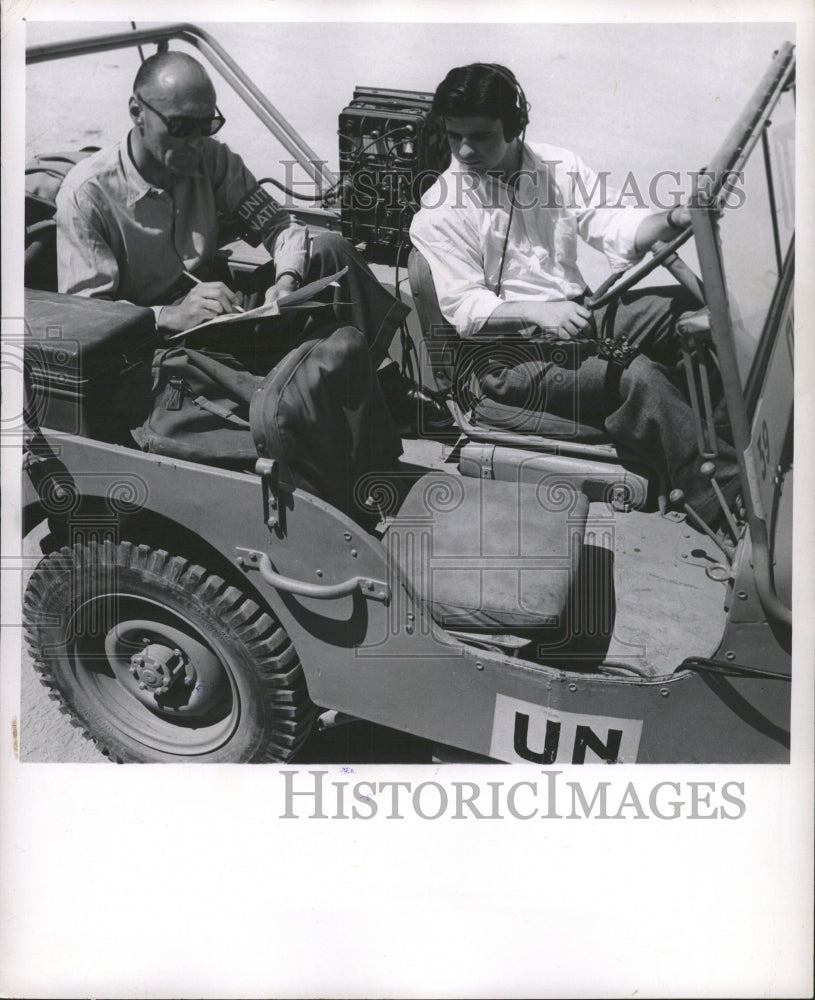 1950 Press Photo United Nations Observers - RRW32903 - Historic Images