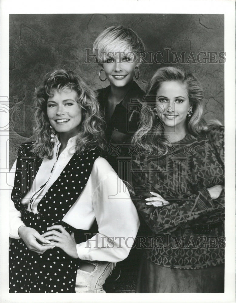 1989 Press Photo Dallas Television Program - RRW33291 - Historic Images