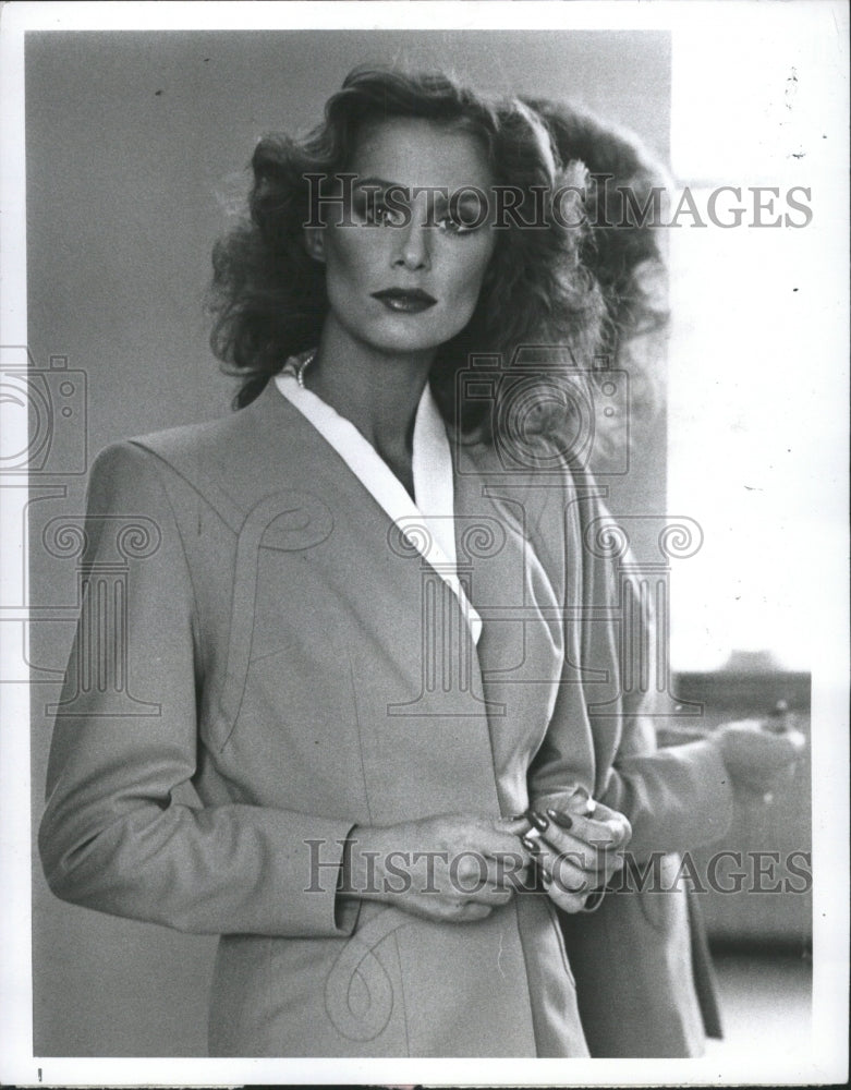 1981 Press Photo Lauren Hutton - RRW33329 - Historic Images