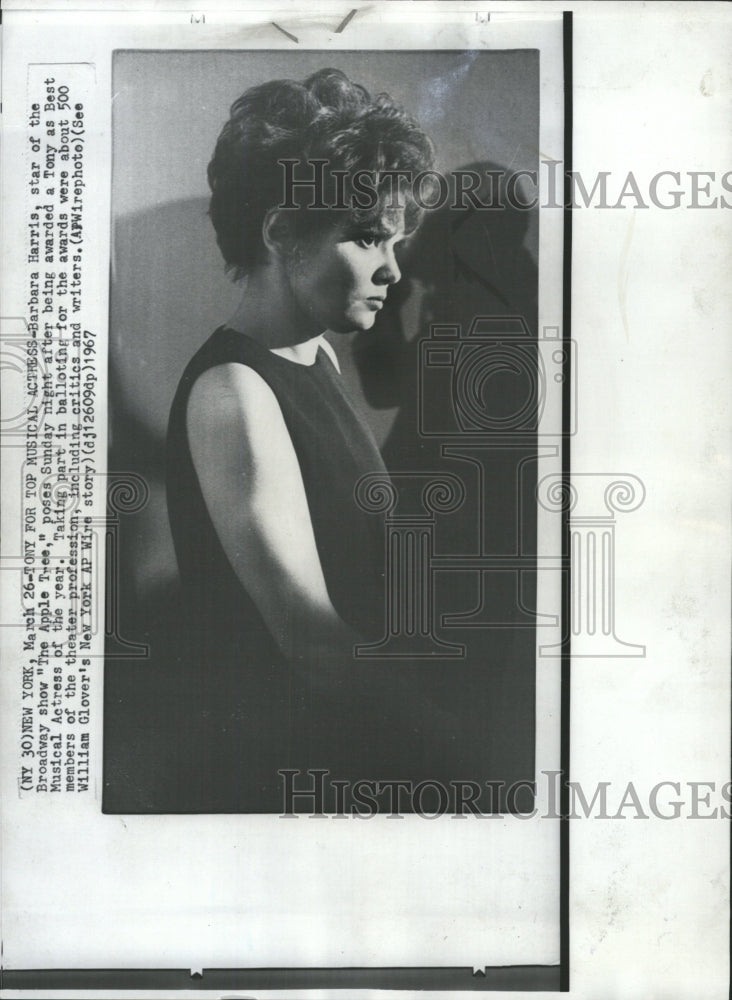 1967 Press Photo Actor Barbara Harris "The Apple Tree" - RRW33841 - Historic Images
