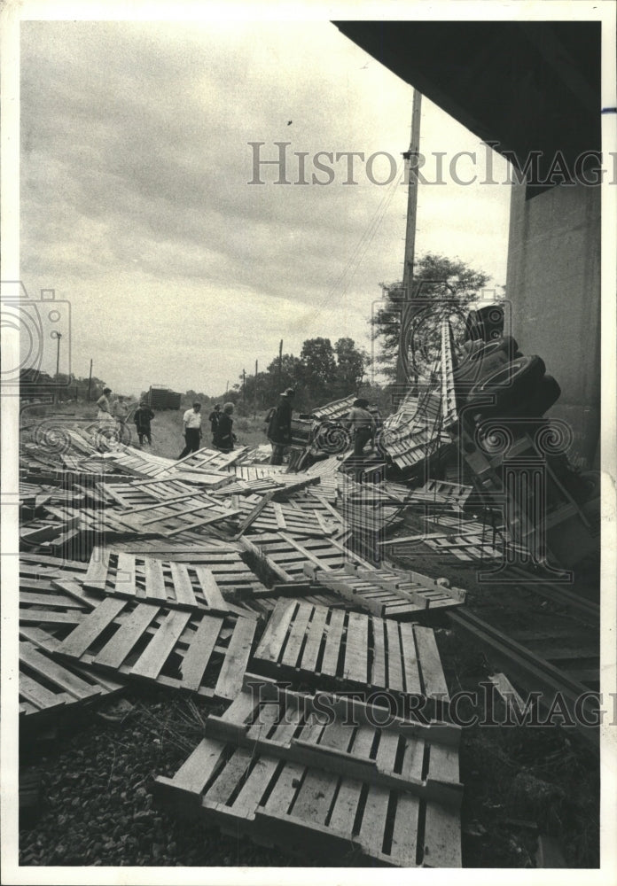 1980 Press Photo Semitrailer Truck Columet Expressway - RRW34039 - Historic Images