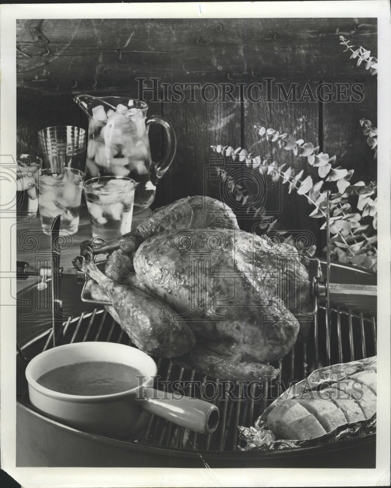 1973 Press Photo Turkey Barbecue Bread Tangy Sauce - RRW34071 - Historic Images