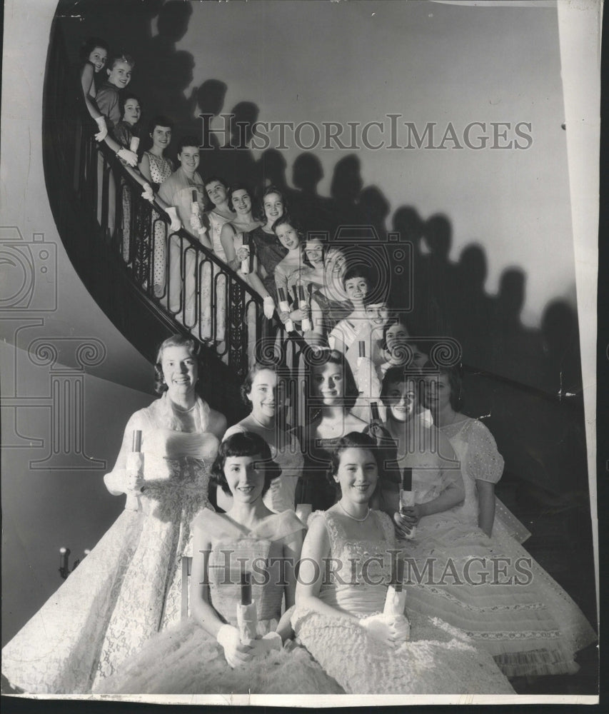 1958 Press Photo Young Ladies Festival of Leadership - RRW34151 - Historic Images