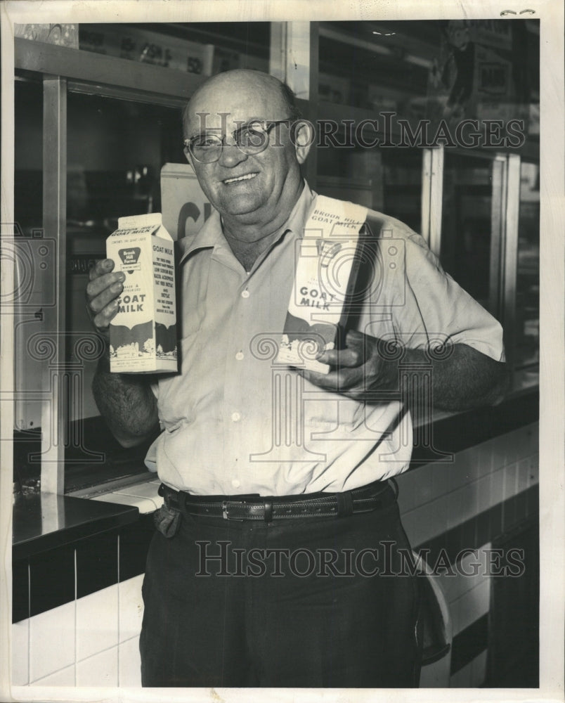 1961 Press Photo Frank Kimmel Goat Milk - RRW34503 - Historic Images