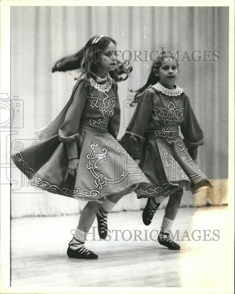 1984 Press Photo Trinity Academy Irish Dancers - RRW34579 - Historic Images