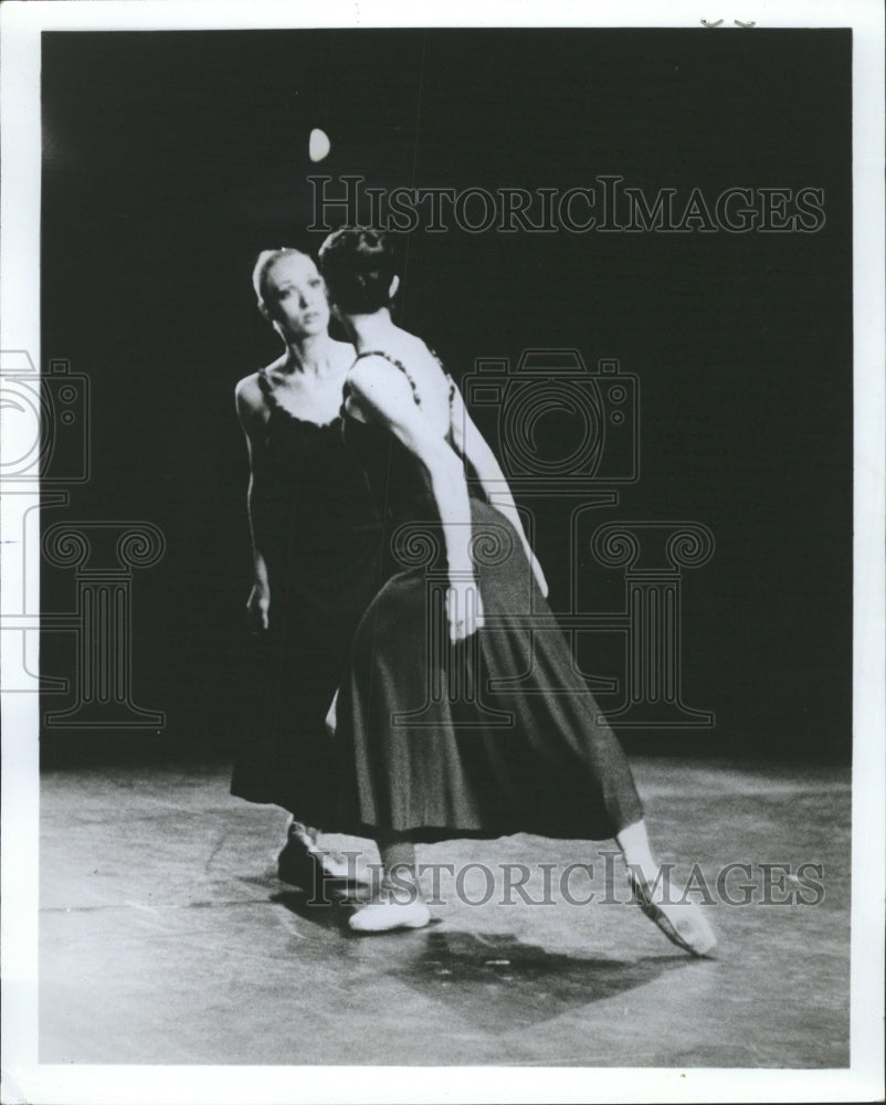 1977 Press Photo Dancers Dennis Wayne Ballet Company - RRW34673 - Historic Images