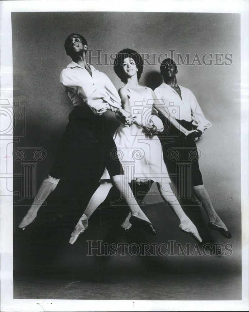 1973 Press Photo Members of the Dance Theater of Harlem - RRW34695 - Historic Images