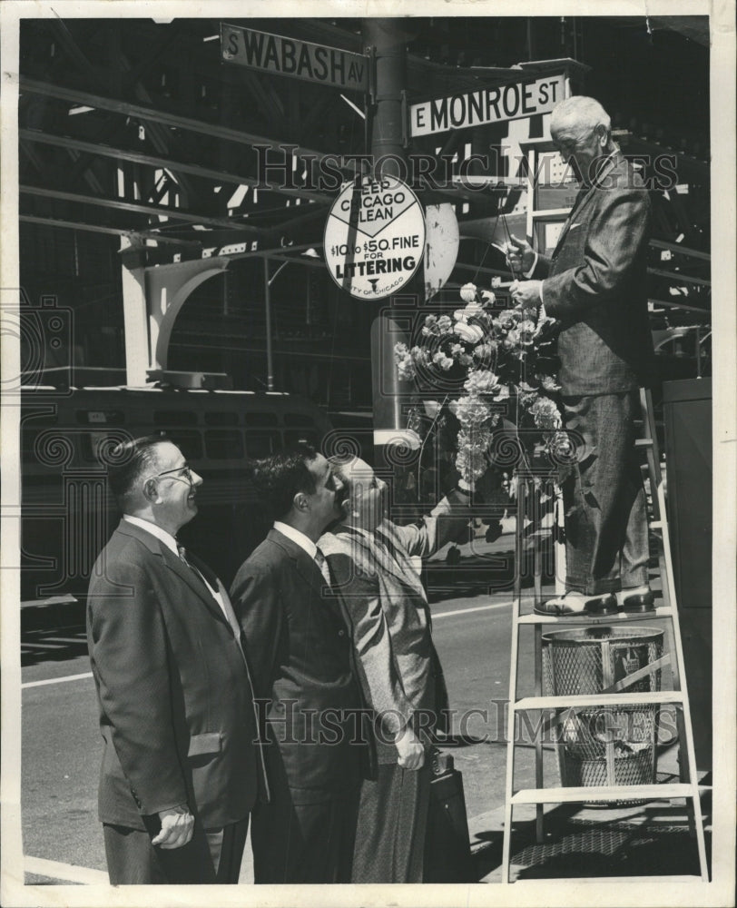 1958 Press Photo Wabash Avenue Chicago Area - RRW35027 - Historic Images