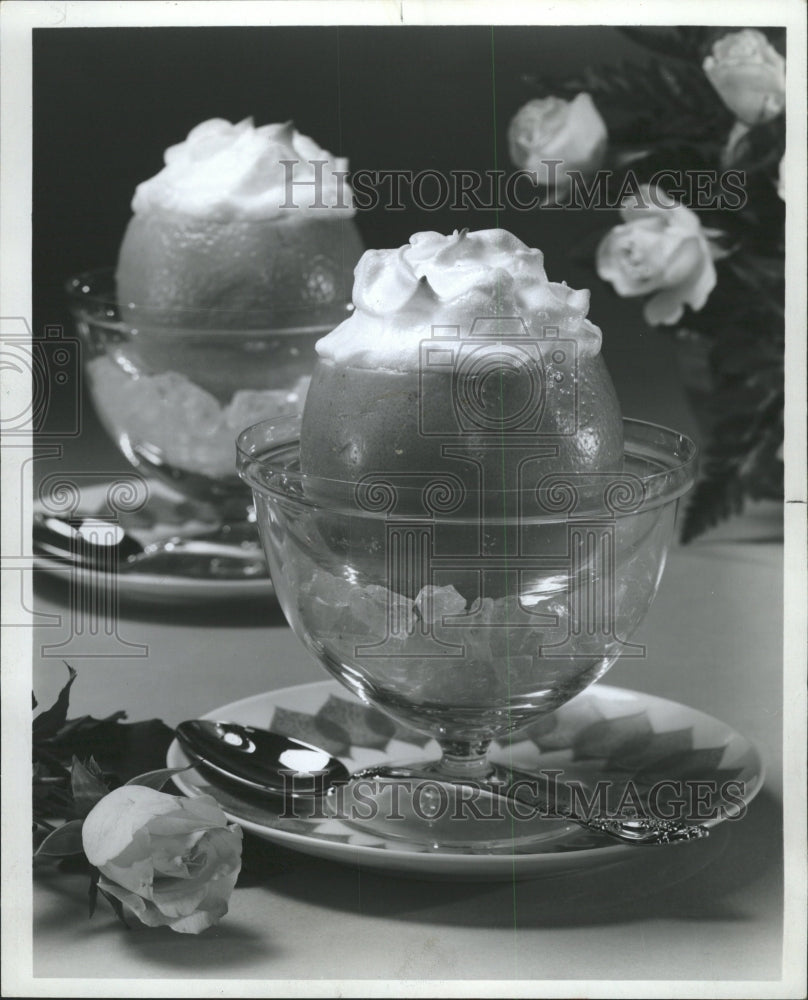 1970 Press Photo Apple-Orange Sherbet/Meringue/Dessert - RRW35139 - Historic Images