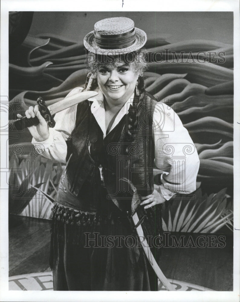 1982 Press Photo Marsha Bagwell The Pirates of Penzance - RRW35171 - Historic Images