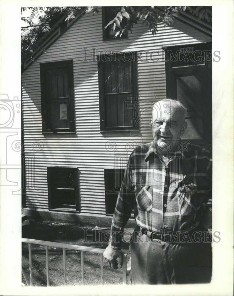 1982 Press Photo Pilsen Homes Chicago Neighborhoods - RRW35237 - Historic Images