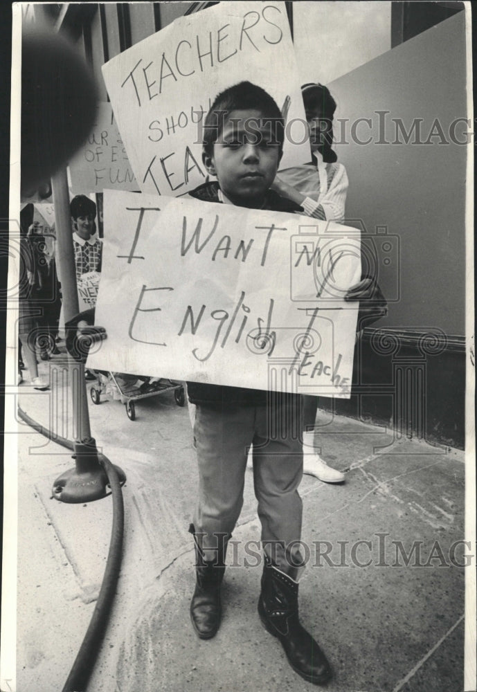 1968 Press Photo Board/Education Protest/Federal Funds - RRW35239 - Historic Images